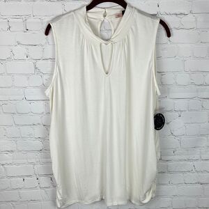 East Adeline Off-White Keyhole Tank Size 1X NWT